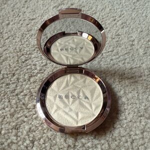 NEW Full Size Becca Vanilla Quartz Highlighter